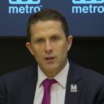Casi el 70% de los pasajeros de Metrobus evaden el pago, afirma la WMATA. ¿Servirá de algo recordarles la tarifa?