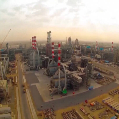 El gigante petrolero Saudi Aramco advierte de “consecuencias catastróficas” si no se reabre el estrecho de Ormuz