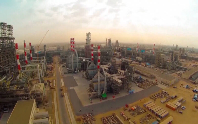 El gigante petrolero Saudi Aramco advierte de “consecuencias catastróficas” si no se reabre el estrecho de Ormuz