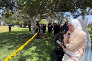 Agresores adolescentes matan a tres personas en el Centro Islámico de San Diego en un presunto delito de odio