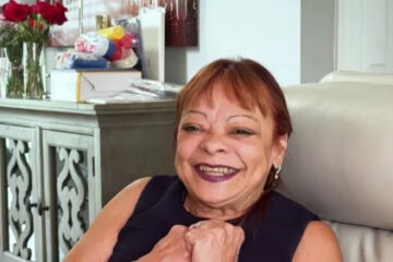 Una abuelita se gradúa de George Mason a los 72 años, cumpliendo un sueño de décadas