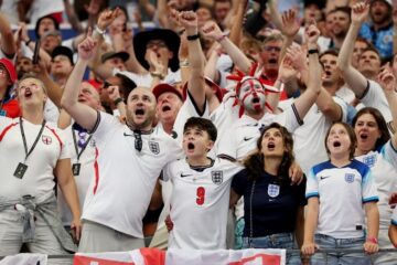 Hay personas sorprendiendo a sus padres con el regalo definitivo para el Día del Padre: entradas para la Copa del Mundo