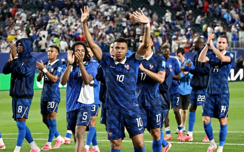 En un prolongado partido Francia vence 3-0 a Iraq en la Copa Mundial