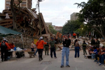 Más de 500 personas han muerto y miles siguen desaparecidas tras el doble terremoto en Venezuela