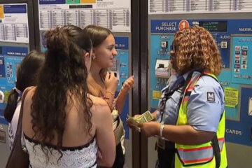 Metro adjudica un contrato de 40 millones de dólares para reemplazar sus antiguas máquinas expendedoras de billetes