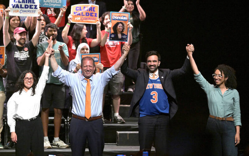 Candidatos respaldados por Mamdani arrasan en las elecciones primarias de Nueva York