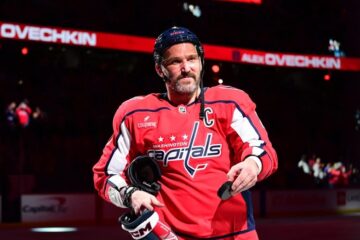 Alex Ovechkin regresa para su 22.ª temporada en la NHL tras renovar con los Capitals