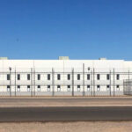 Reclusos de un centro de detención de Arizona denuncian violaciones contra los derechos humanos