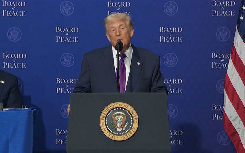 Trump afirma que Hamás ha aceptado una hoja de ruta para el “desarme total” en Gaza