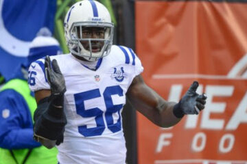 Deportan al primer jugador de la NFL nacido en Kenia, según ICE