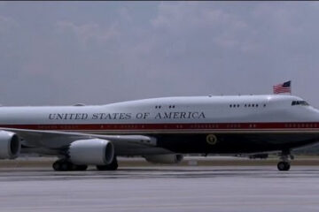Periodistas del New York Times reciben citaciones judiciales tras publicar noticias sobre el Air Force One