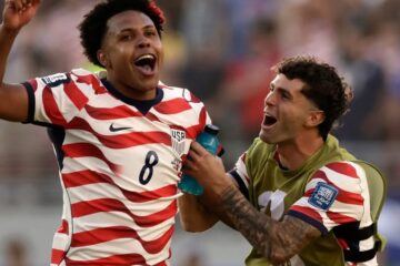 «Es una locura»: el coautor de «Country Roads» reacciona al resurgimiento de la canción en el Mundial