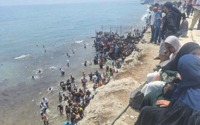 Dieciocho migrantes mueren ahogados al cruzar a nado desde Marruecos hacia el enclave español de Ceuta