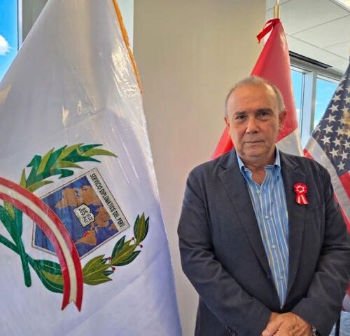 Un consulado sin cónsul: la Cancillería repite errores y deja en suspenso a miles de residentes peruanos en Orlando