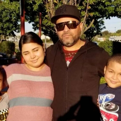 Familia de cubano que murió por “probable homicidio” en una cárcel del ICE presenta demanda por homicidio culposo contra guardias y compañías a cargo de ese centro