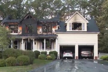 Muere un padre tras intentar salvar a su hijo de un incendio en su casa, posiblemente provocado por fuegos artificiales