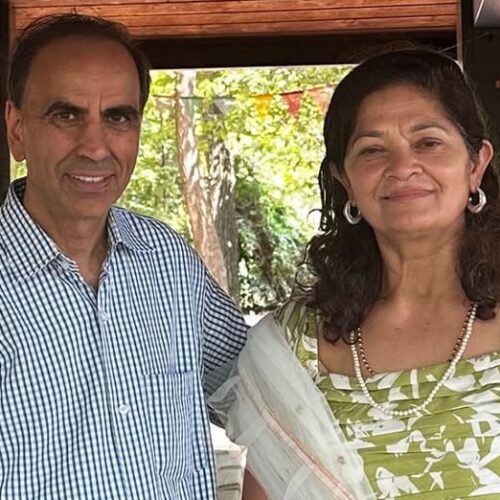 Familias aguardan en angustia mientras las inundaciones en Nepal dejan a cientos de desaparecidos