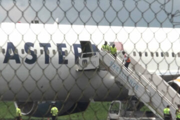 Liberia recibe a 20 inmigrantes de “terceros países” deportados de EE.UU.