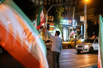 Irán promete represalias tras la ampliación de las sanciones de EE. UU., avivando el temor a una escalada bélica