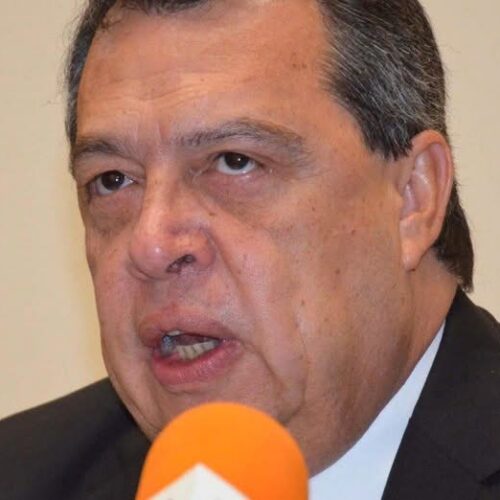 Más de una década después de la desaparición de 43 estudiantes en México, detienen a un exgobernador acusado de encubrimiento