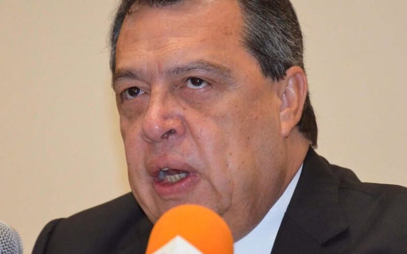 Más de una década después de la desaparición de 43 estudiantes en México, detienen a un exgobernador acusado de encubrimiento
