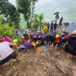 Cerca de 1.500 personas están desaparecidas tras unas inundaciones catastróficas que afectaron partes de Nepal y el Tíbet