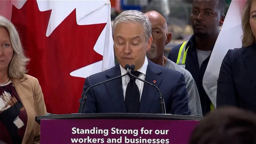 Canadá responde a los aranceles de EE.UU. al tiempo que Trump propone cambiar el nombre del lago Ontario a “lago Estados Unidos”