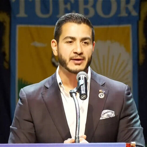 El doctor Abdul El-Sayed se adjudica la victoria en las primarias demócratas de Michigan