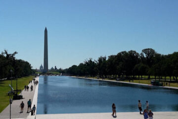 CNN: trasladan a servicios de emergencia de parques nacionales de EE.UU. para que trabajen en los proyectos favoritos de Trump en Washington D.C.