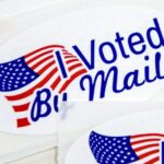 Un juez bloquea la normativa del Servicio Postal de Trump sobre el voto por correo