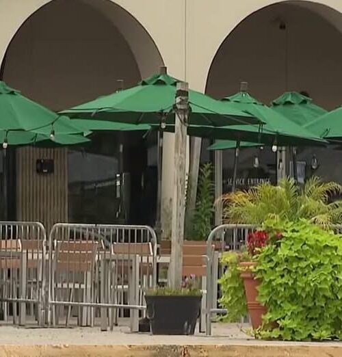 Hombre muere tras recibir disparos en un centro comercial de Rockville