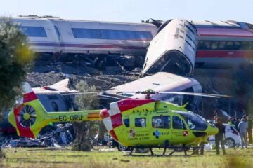 Al menos 68 personas fallecen en tragedia ferroviaria en España