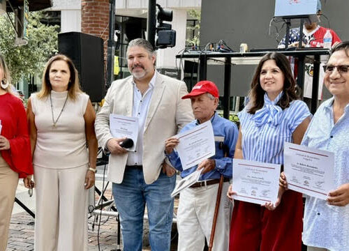 Un 18 de octubre distinto: Orlando recibe por fin a su propia cónsul peruana