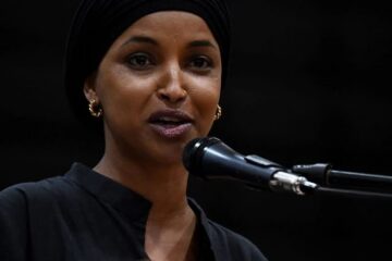 ¿Podría Ilhan Omar perder su ciudadanía estadounidense? Exjuez de inmigración reacciona a la investigación