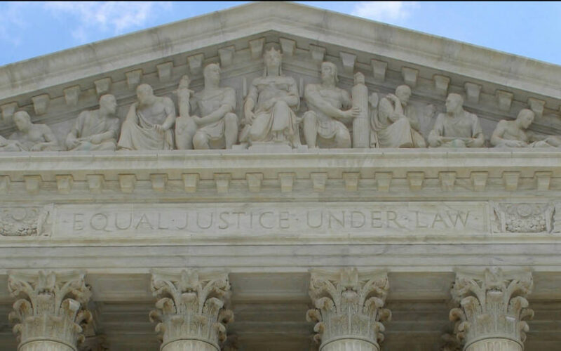 La Corte Suprema de EE.UU. prohíbe al Gobierno de Trump negar servicios médicos de afirmación de género a personas trans encarceladas