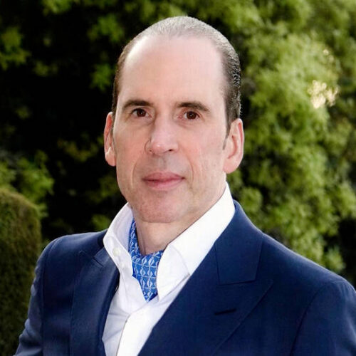 NYT: un multimillonario venezolano recibió un indulto en EE.UU. después de que su familia acordara un contrato de más de 50 millones de dólares con una exabogada de Trump