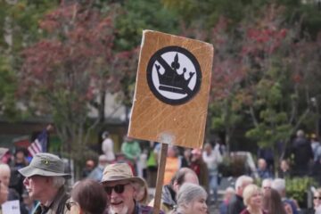 Millones de personas protestan bajo el lema “No a los reyes” en todo EE.UU.